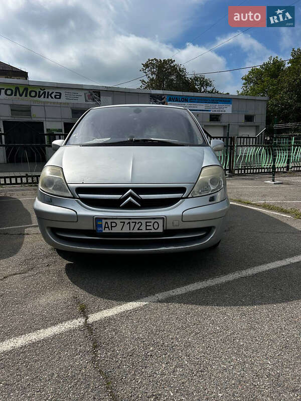 Минивэн Citroen C8 2002 в 
