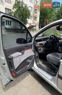 Минивэн Citroen C8 2006 в 