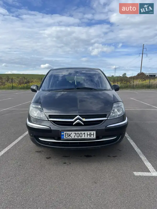Citroen C8