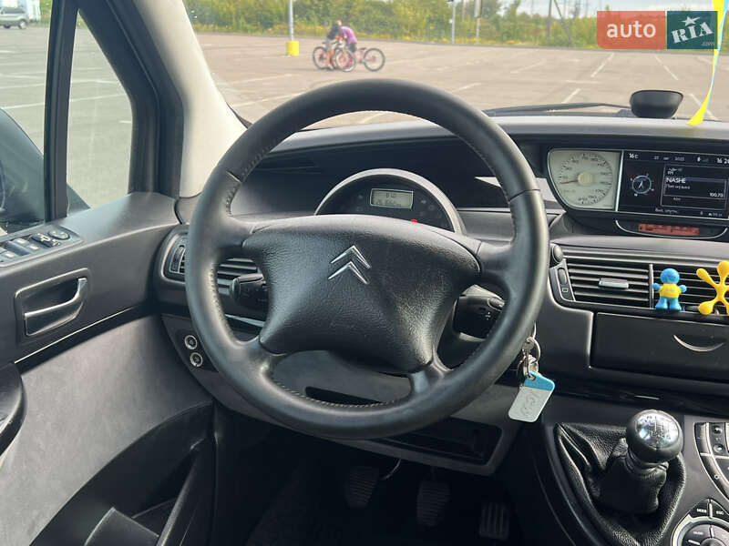 Минивэн Citroen C8 2013 в Ровно