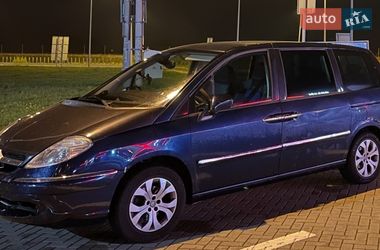 Минивэн Citroen C8 2008 в Киеве