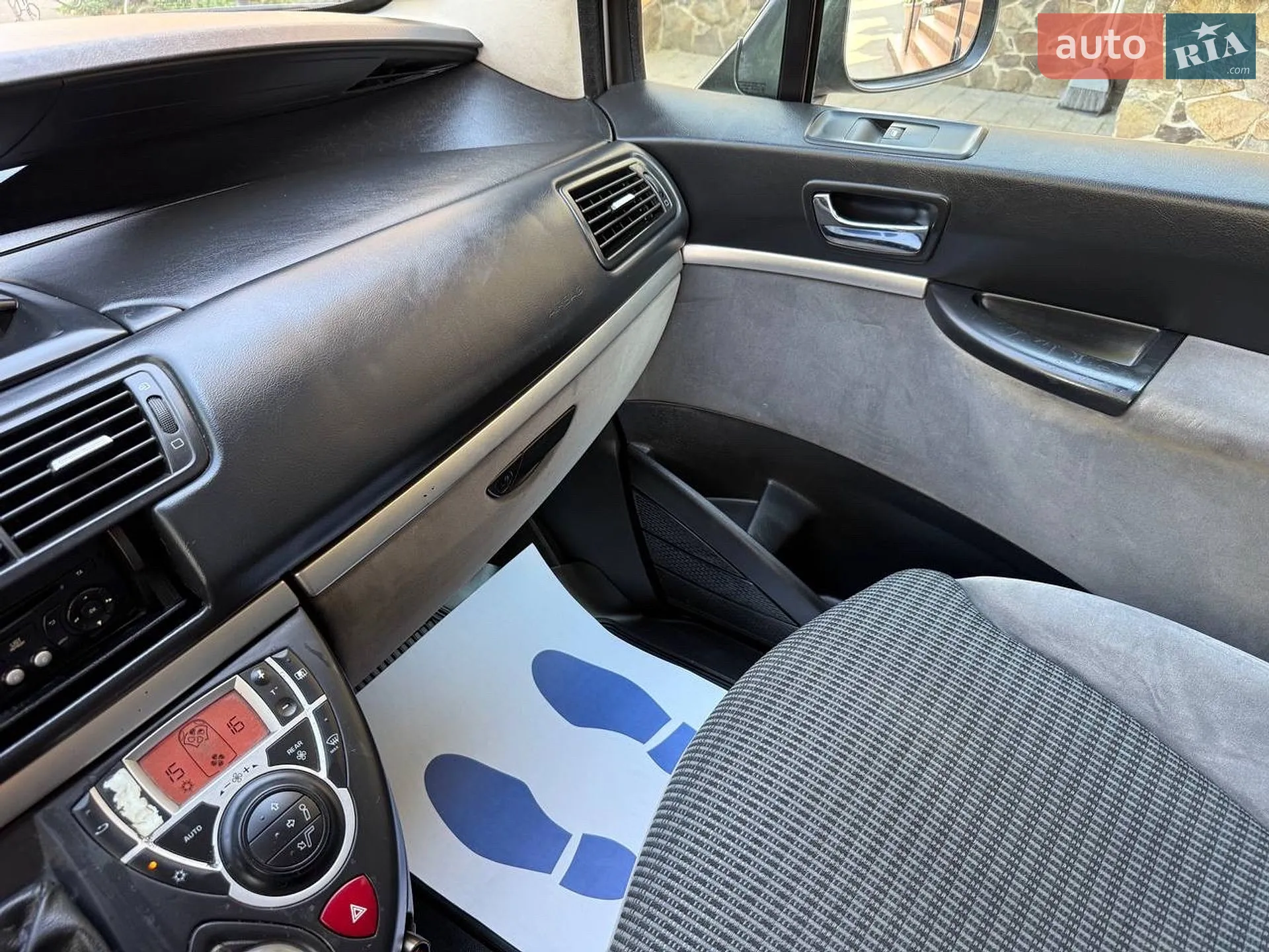 2013 Citroen C8 - мініатюра 28