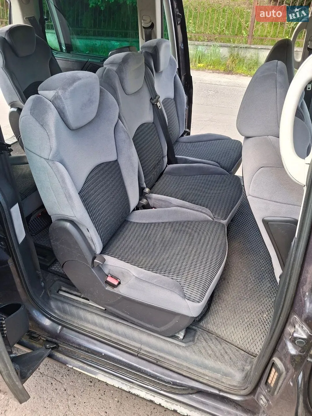 2010 Citroen C8 - мініатюра 16