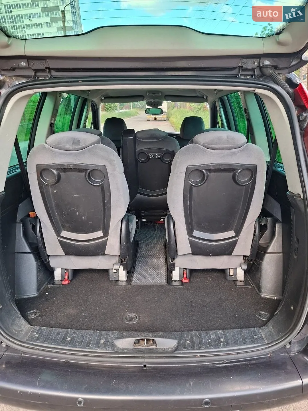 2010 Citroen C8 - мініатюра 21
