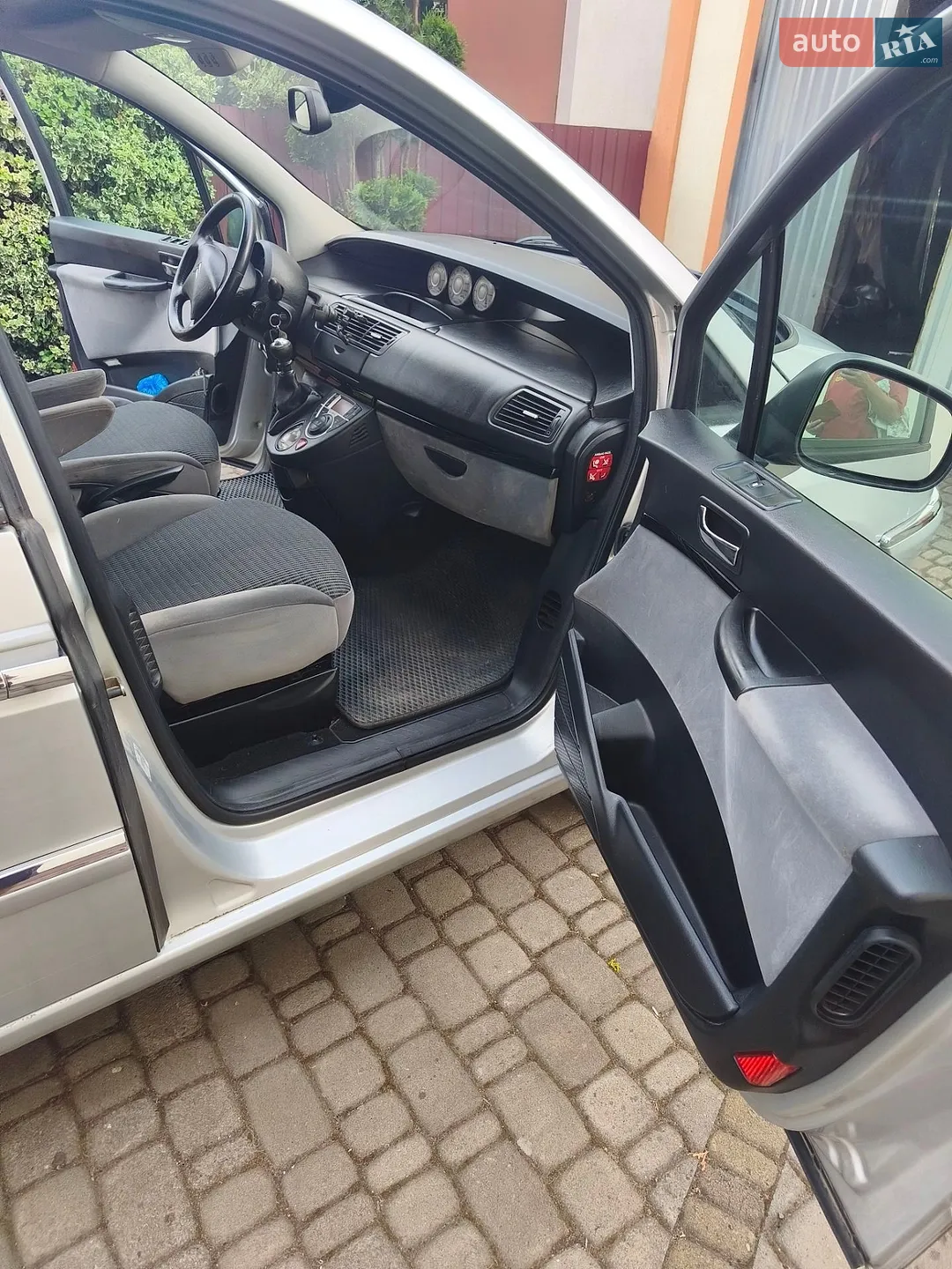 2010 Citroen C8 - мініатюра 16