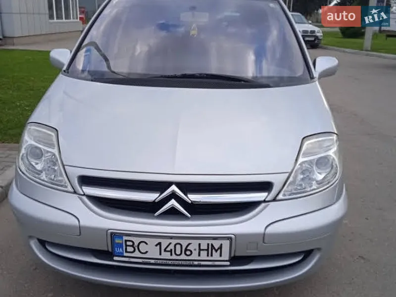 Citroen C8