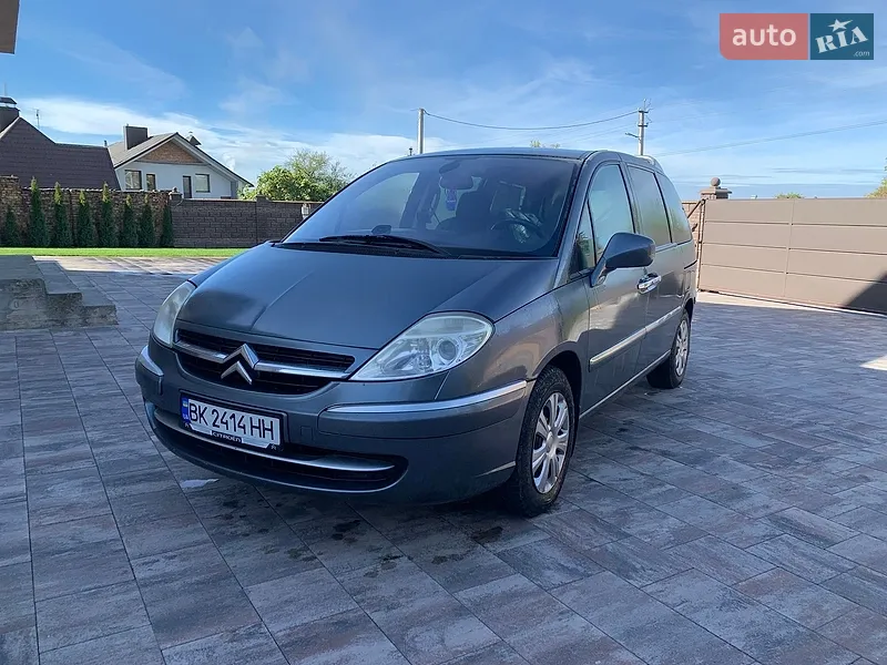 Citroen C8