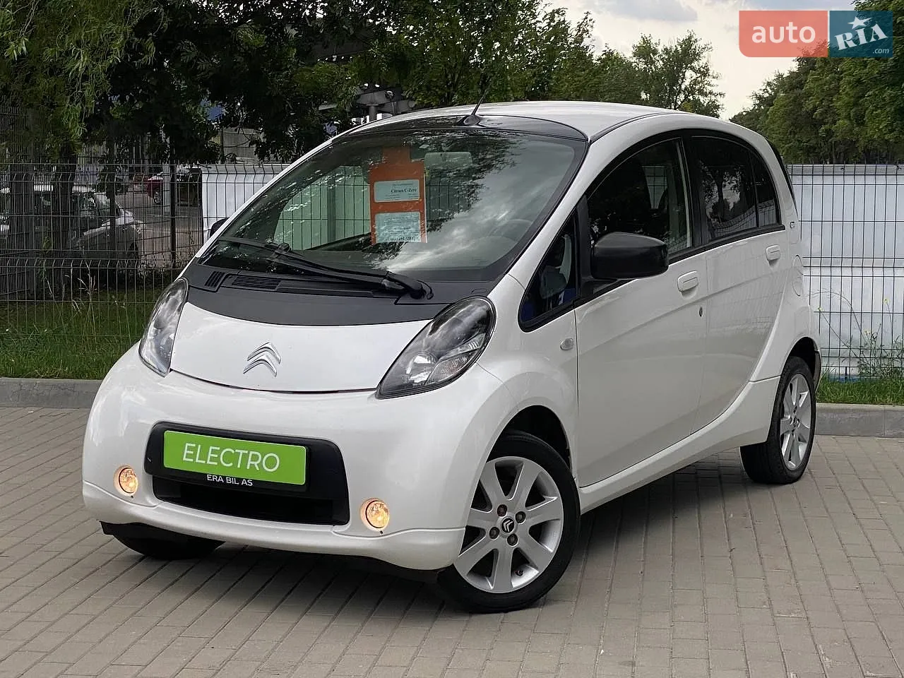 2015 Citroen C-ZERO - мініатюра 29