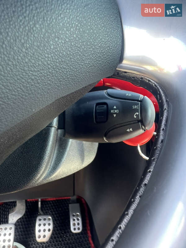 Хетчбек Citroen DS3 2010 в Кам'янському