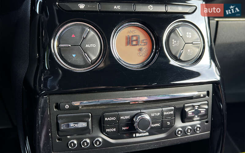 Хэтчбек Citroen DS3 2010 в Львове фото 14 Хэтчбек Citroen DS3 2010 в Львове