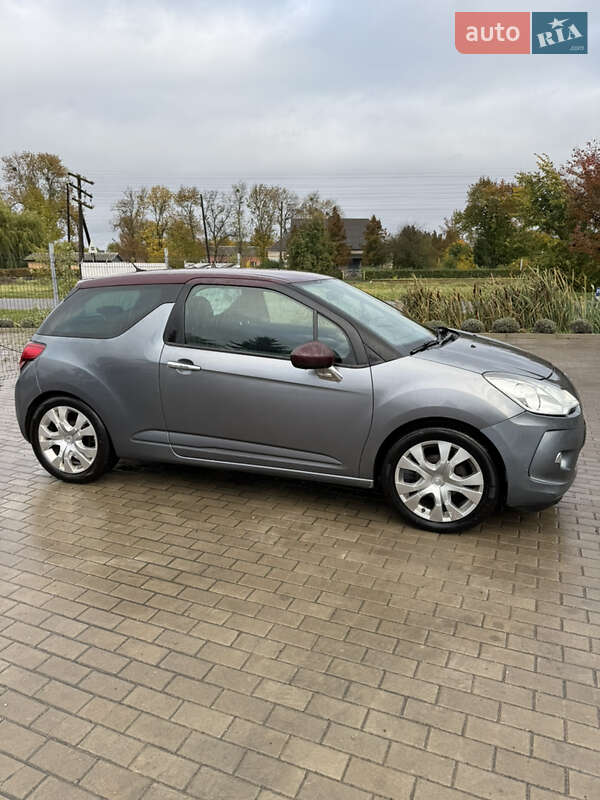 Хэтчбек Citroen DS3 2011 в Иваничах