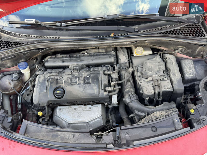 Хэтчбек Citroen DS3 2011 в Львове фото 7 Хэтчбек Citroen DS3 2011 в Львове