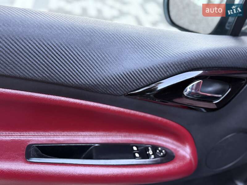 Хетчбек Citroen DS3 2010 в Львові фото 48 Хетчбек Citroen DS3 2010 в Львові