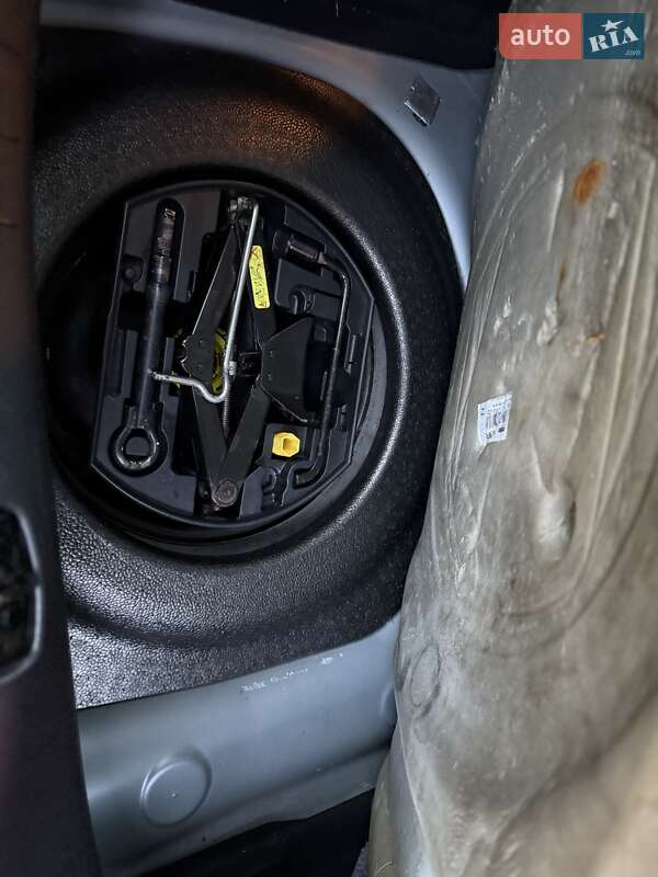 Хетчбек Citroen DS3 2010 в Львові