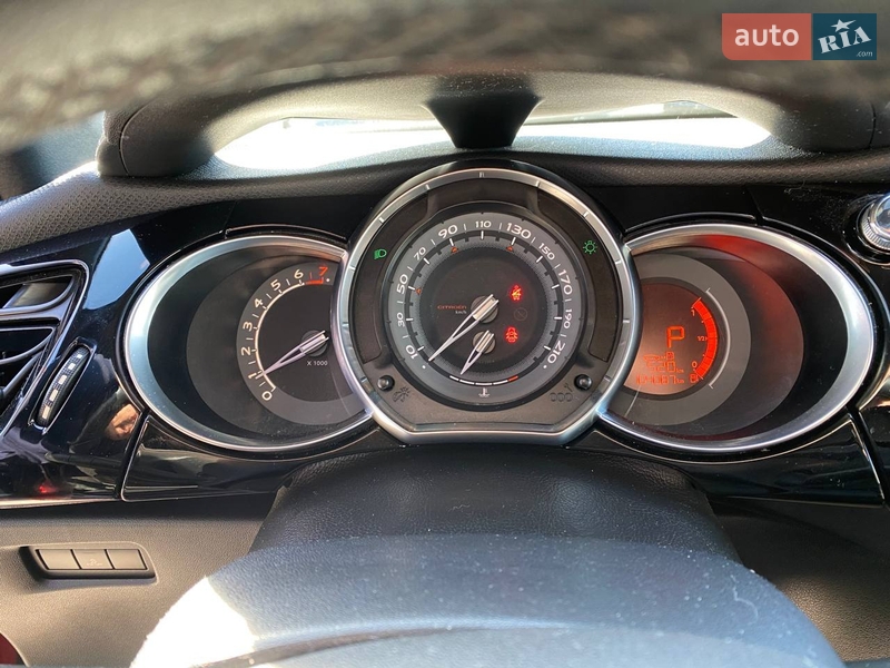 Хэтчбек Citroen DS3 2011 в Львове