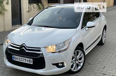 Хэтчбек Citroen DS4 2012 в 
