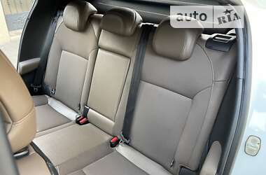 Хэтчбек Citroen DS4 2012 в 