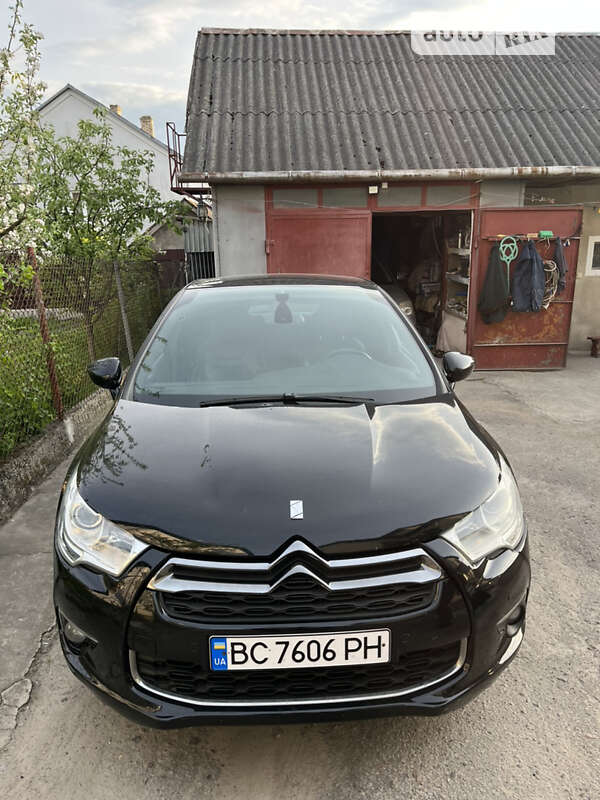 Хэтчбек Citroen DS4 2012 в Львове