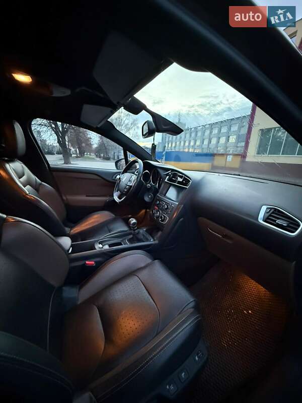 Хэтчбек Citroen DS4 2011 в Луцке