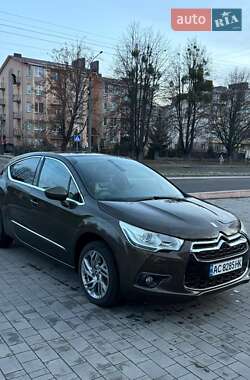 Хэтчбек Citroen DS4 2011 в 