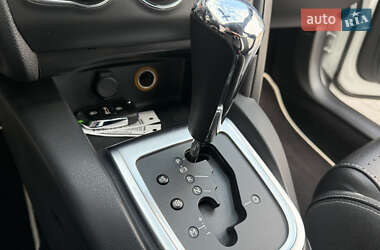 Хэтчбек Citroen DS4 2012 в 