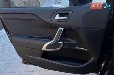 Хетчбек Citroen DS4 2016 в 