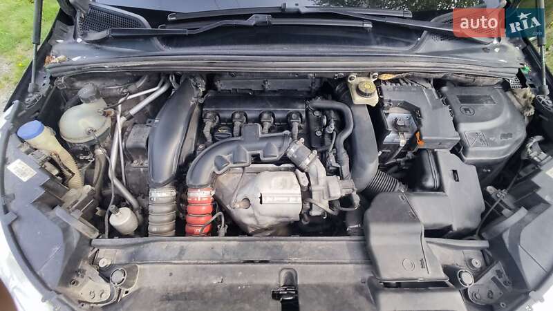 Хэтчбек Citroen DS4 2012 в Полонном фото 11 Хэтчбек Citroen DS4 2012 в Полонном