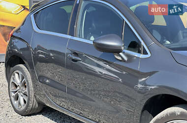 Хэтчбек Citroen DS4 2015 в 