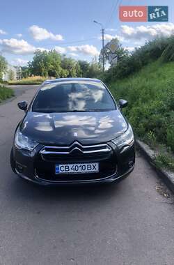 Хэтчбек Citroen DS4 2014 в 