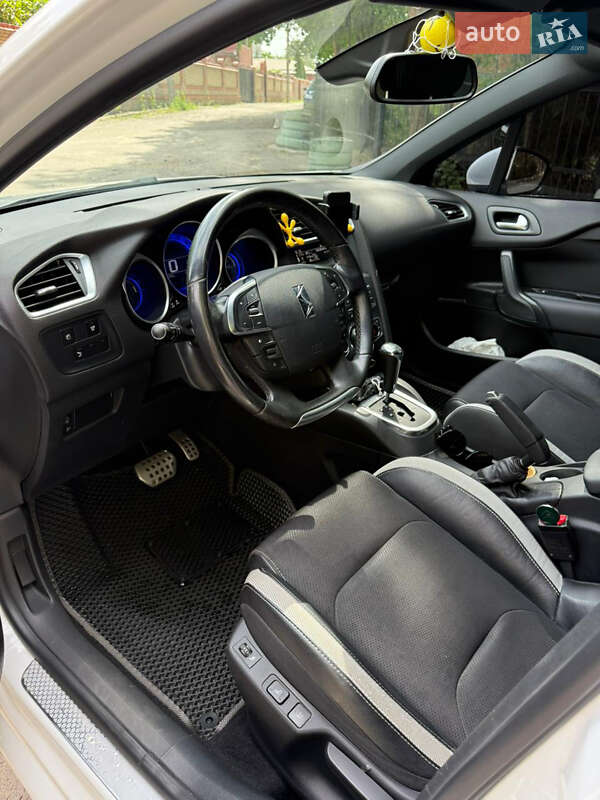 Хэтчбек Citroen DS4 2012 в Харькове