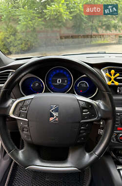 Хэтчбек Citroen DS4 2012 в 