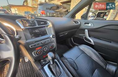 Хэтчбек Citroen DS4 2016 в 