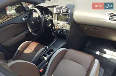 Хэтчбек Citroen DS4 2011 в 