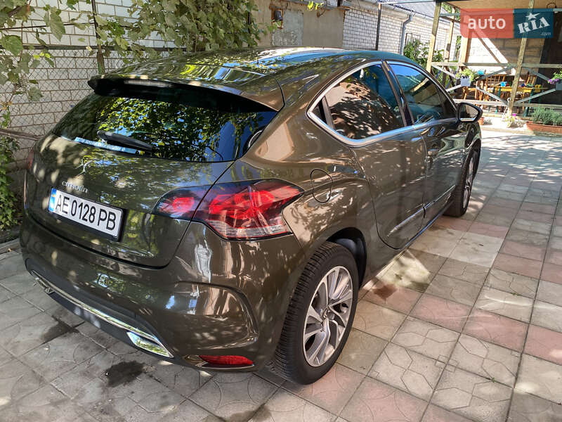 Хэтчбек Citroen DS4 2013 в Киеве