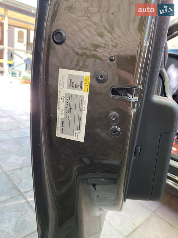 Хэтчбек Citroen DS4 2013 в Киеве