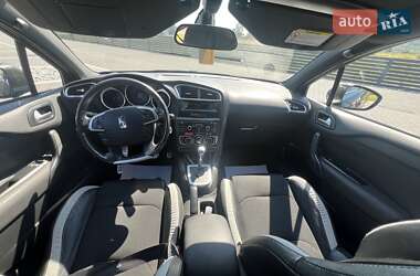 Хэтчбек Citroen DS4 2012 в 