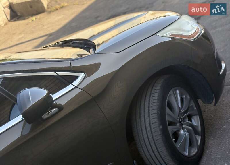 Хэтчбек Citroen DS4 2012 в Днепре