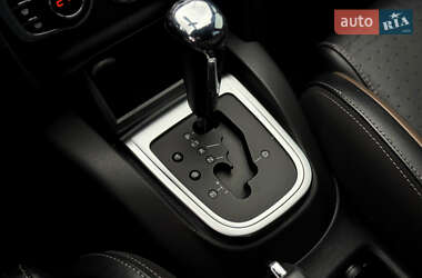 Хэтчбек Citroen DS4 2012 в 