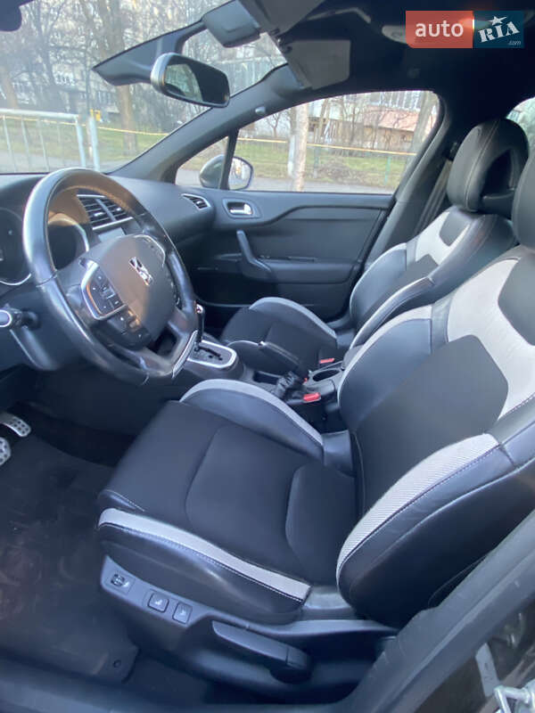 Хэтчбек Citroen DS4 2012 в Киеве фото 5 Хэтчбек Citroen DS4 2012 в Киеве