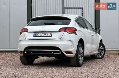 Хэтчбек Citroen DS4 2011 в 