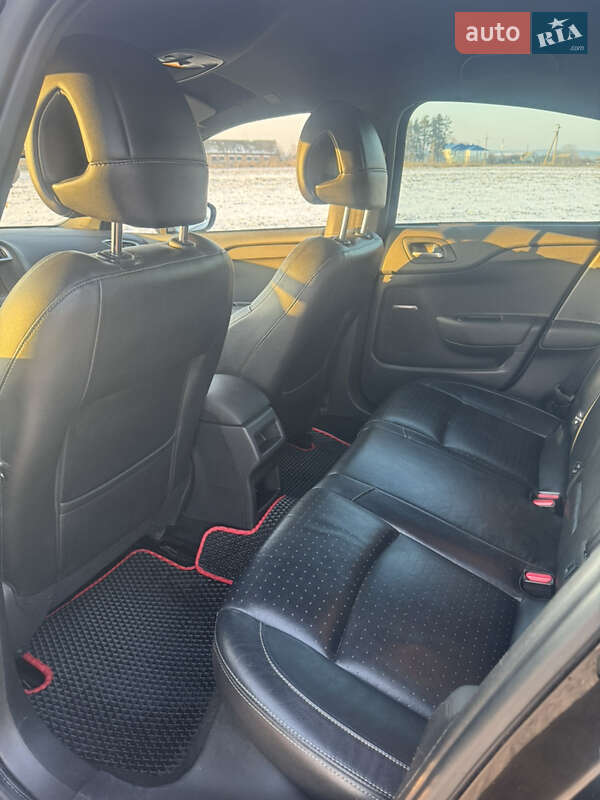 Хэтчбек Citroen DS4 2012 в Ромнах