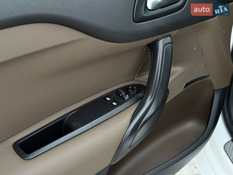 Хетчбек Citroen DS4 2012 в Стрию