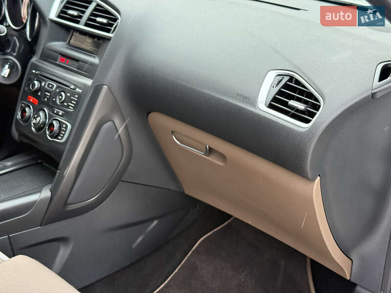 Хетчбек Citroen DS4 2012 в Стрию