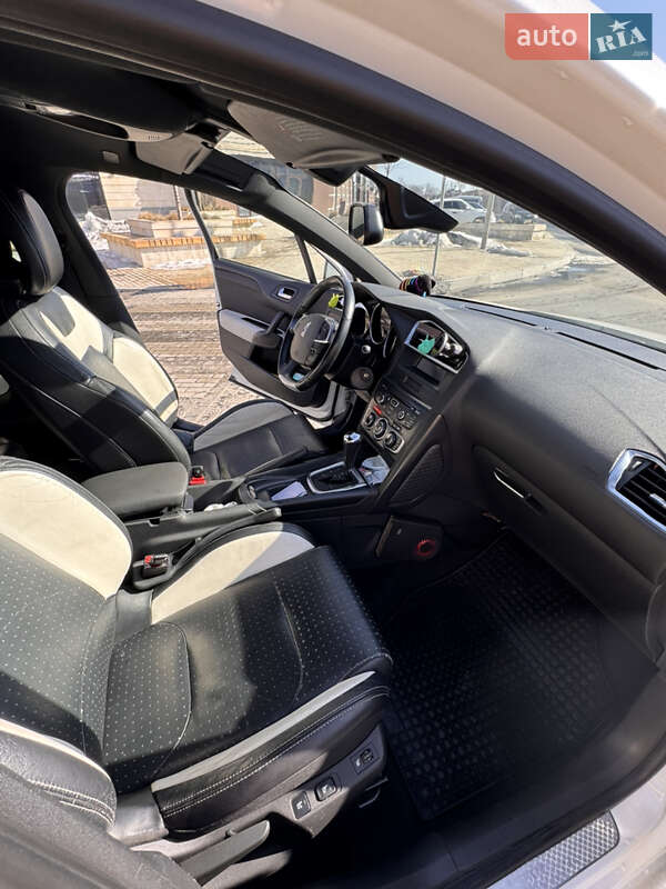 Хетчбек Citroen DS4 2013 в Умані фото 17 Хетчбек Citroen DS4 2013 в Умані