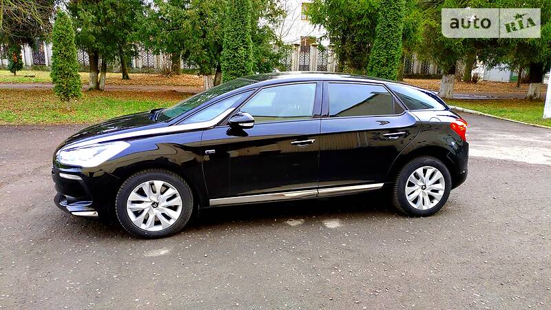 Хетчбек Citroen DS5 2014 в Дубні