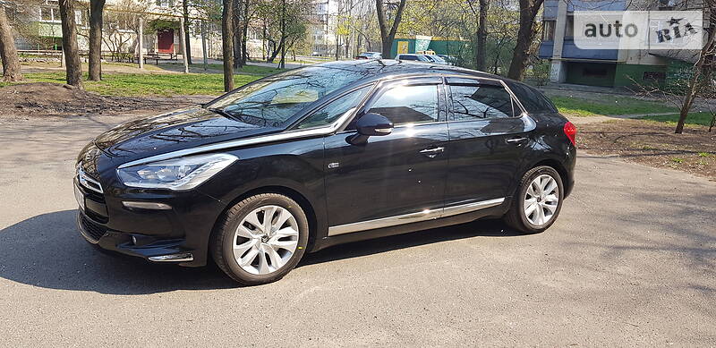 Хетчбек Citroen DS5 2012 в Києві фото 22 Хетчбек Citroen DS5 2012 в Києві