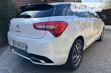 Хетчбек Citroen DS5 2014 в 