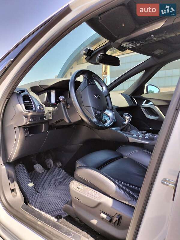 Хэтчбек Citroen DS5 2013 в Южном фото 16 Хэтчбек Citroen DS5 2013 в Южном