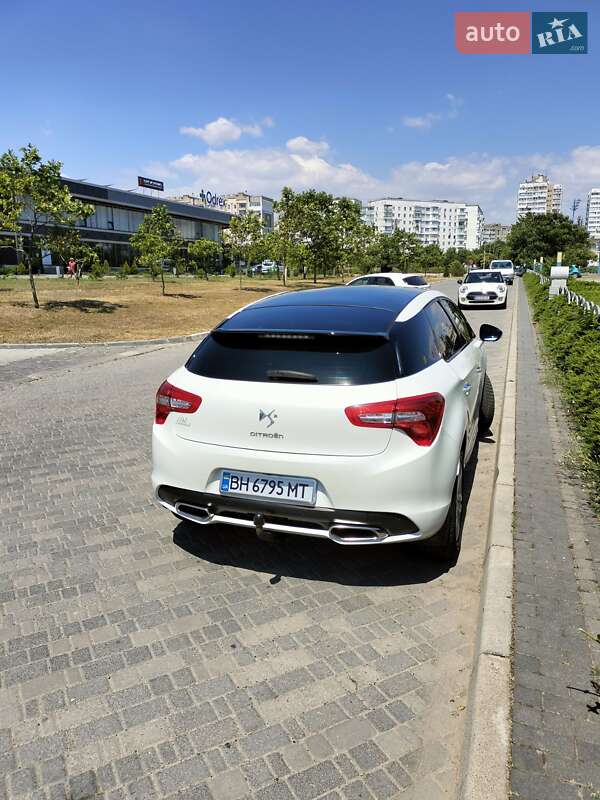 Хэтчбек Citroen DS5 2013 в Южном фото 24 Хэтчбек Citroen DS5 2013 в Южном