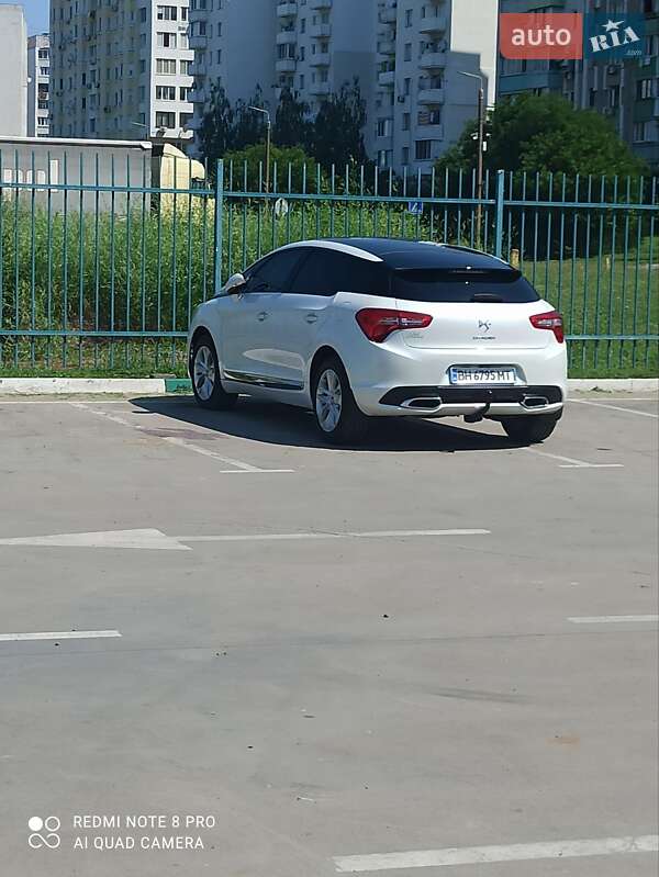 Хэтчбек Citroen DS5 2013 в Южном фото 8 Хэтчбек Citroen DS5 2013 в Южном